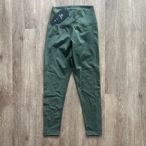 NWT Virus Vent 7/8 Tech Pant Leggings Green Size Small